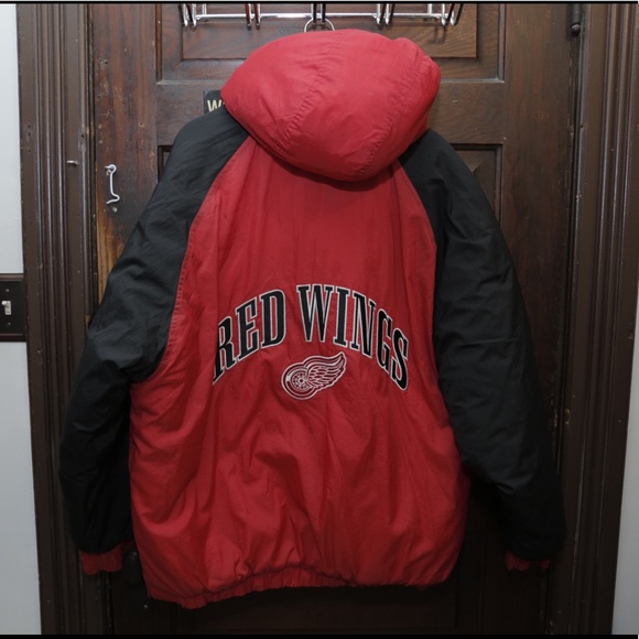 Vintage Detroit Red Wings Jacket - Picture 5 of 5